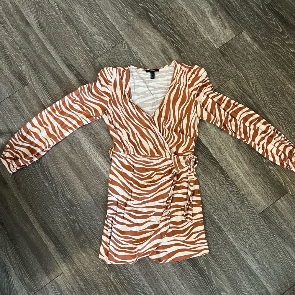 Forever 21 printed mini dress